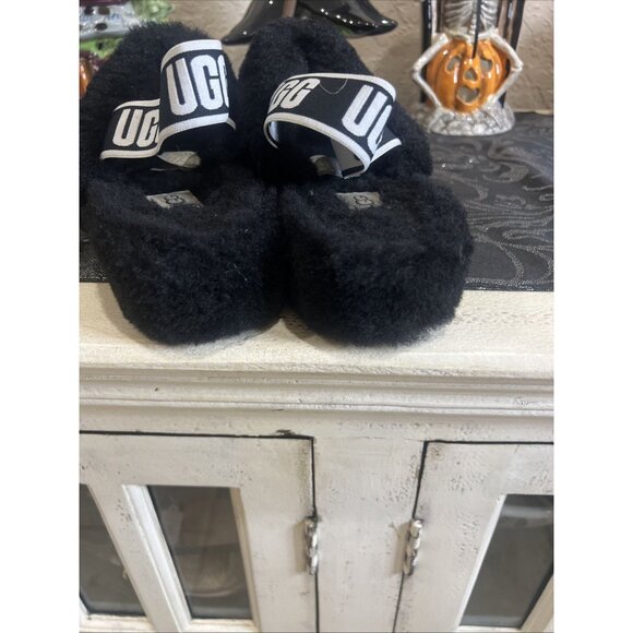 UGG USA Size 8 Yeah Slide Slip On Black White - Picture 4 of 6